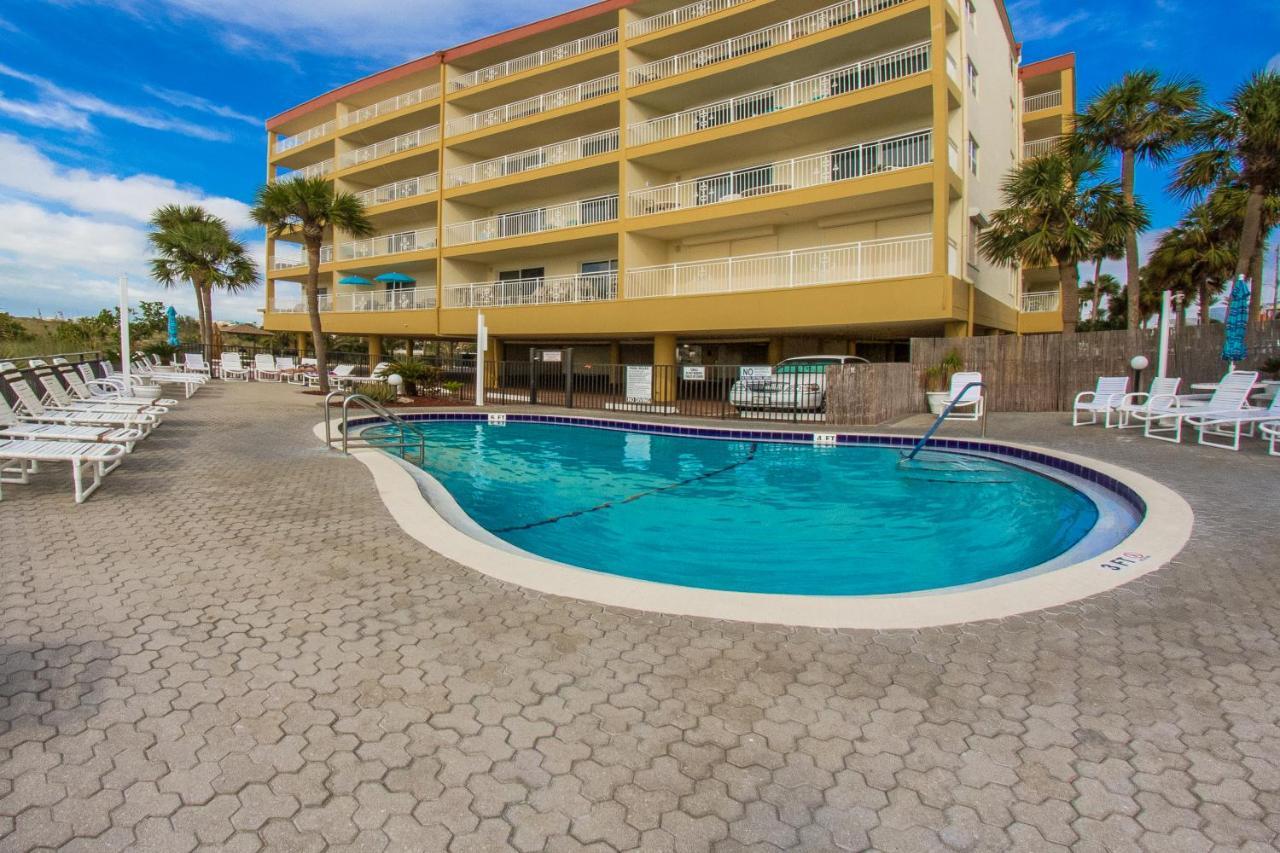 Oceanfront View Of Madeira Beach, Steps To The - Madeira Norte *